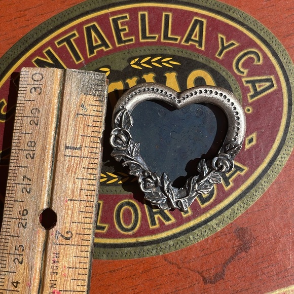 Pewter Photo Frame Pin - Picture 3 of 5